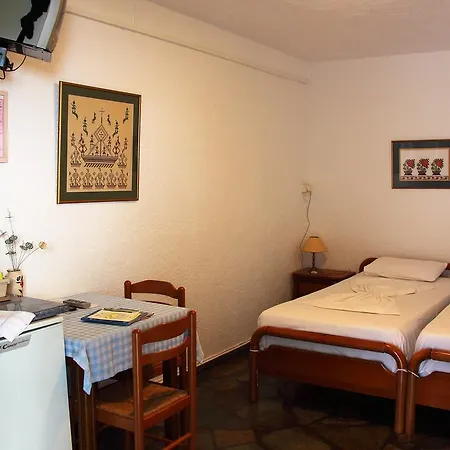 Studios Marfo Batsi  Room photo