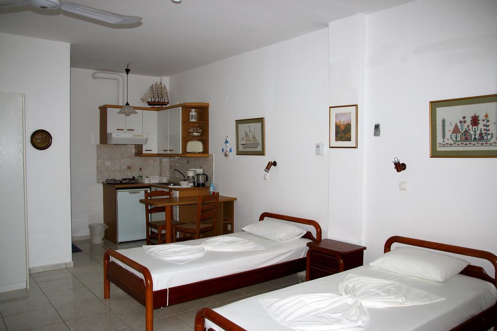Marfo Apartment Batsi (Andros)